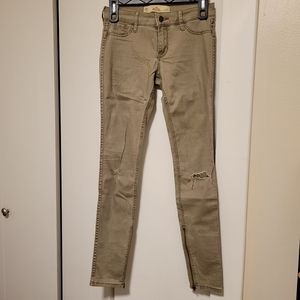 🌺2/$20🌺 Hollister Skinny Jeans